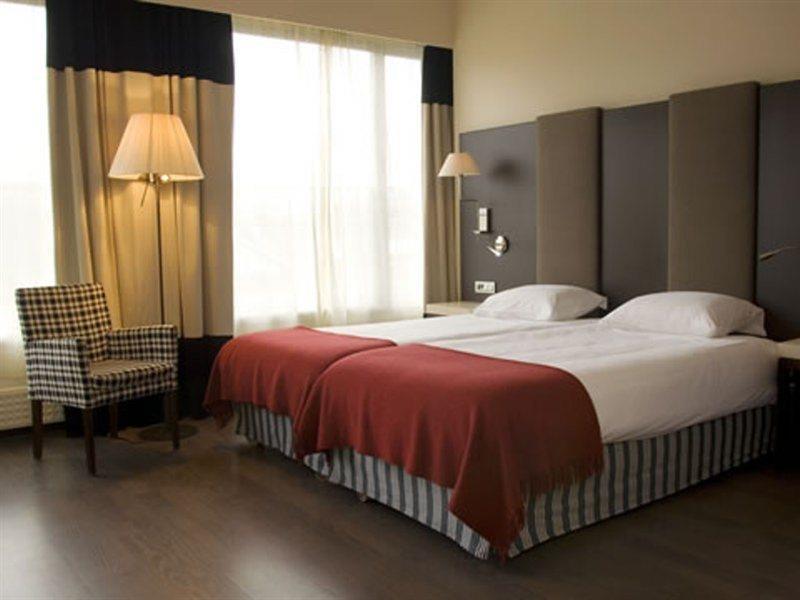 Nh Brussels Louise Hotel Saint-Gilles Quarto foto